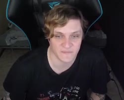 410x330