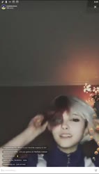 558x982