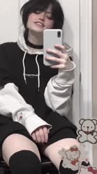 576x1024