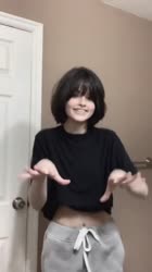 576x1024