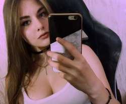 891x736