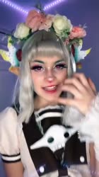576x1024
