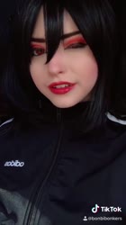 608x1080