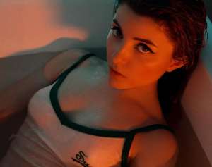 1080x856