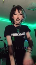 720x1280