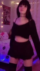720x1276