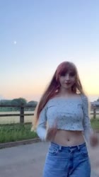 684x1216