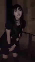 720x1276