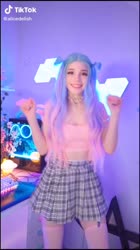 576x1024