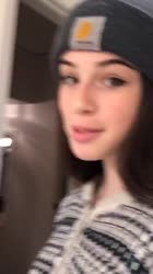 576x1024