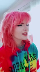 720x1280
