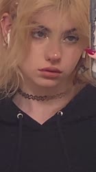 576x1024