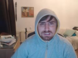 360x272
