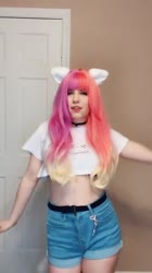 576x1024