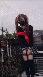 576x1024