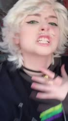 720x1280