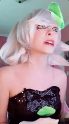 608x1080