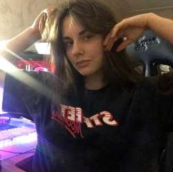 958x957