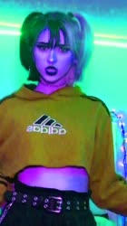 720x1280
