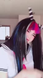 576x1024