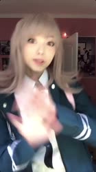 608x1080