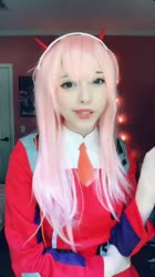 608x1080
