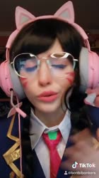 608x1080