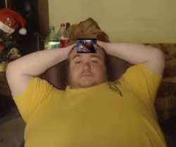 559x468