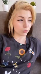 720x1280