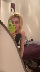 576x1024