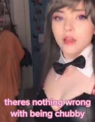 293x376