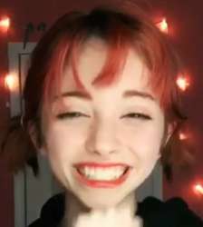 394x438