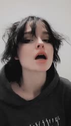 720x1280