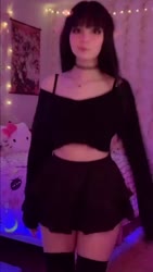 720x1276