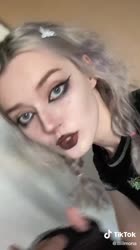 576x1024