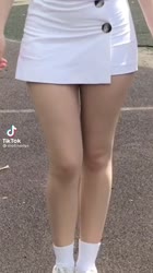 576x1024