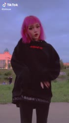 576x1024