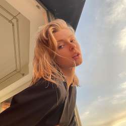 1080x1080