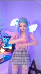 576x1024