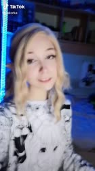 576x1024