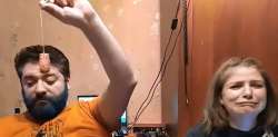 698x346