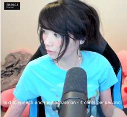 812x752