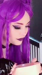 720x1280