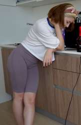 700x1080