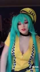 608x1080