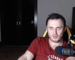 520x414