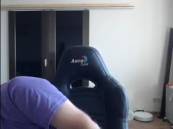 436x326