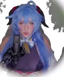 900x1080