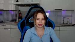 440x248