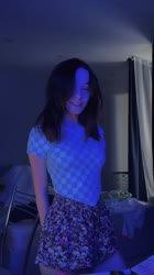 576x1024